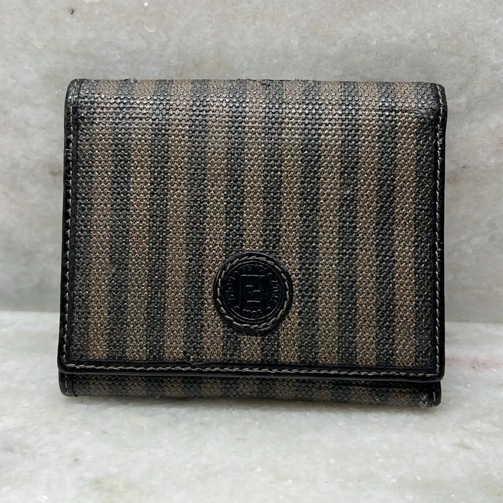 Fendi vintage, authentic trifold, wallet